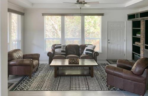 Chelan House | Water's Edge Escape