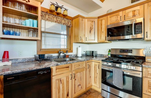Carroll County House | Water-View Home Half Mile to Table Rock Lake