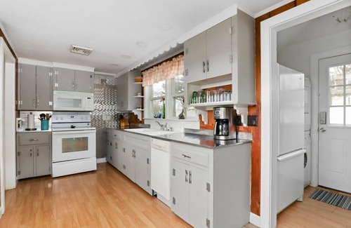Orleans House | WATER VIEWS! Eastham Getaway Awaits