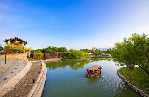 Wujie House | Water Villa