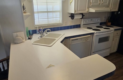 Homosassa House | Waterfront 2/2, 6 people, fish-on, Homosassa, scallops, manatees!n