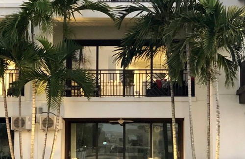 Clearwater Beach House | Waterfront 4/3 Townhouse with Pool, Steps to the #1 Beach