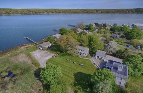 Orleans House | Waterfront amazing views near beaches