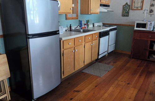 New Auburn Cabin | Waterfront cabin on Long Lake.