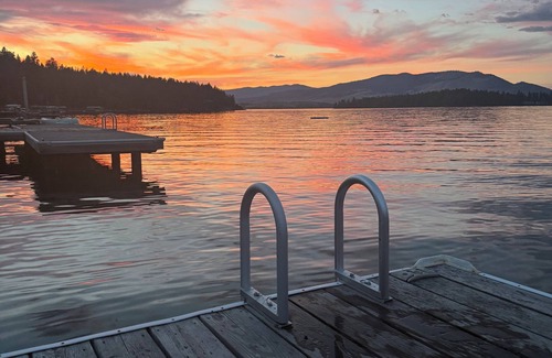 Polson Cabin | Waterfront cabin with wifi