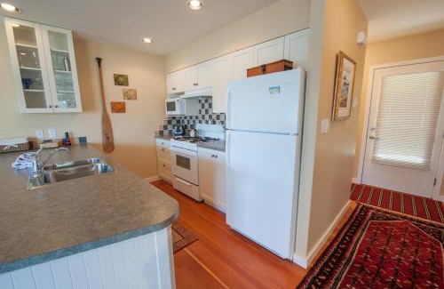 Tofino Apartment | Waterfront Condo by OnlyBC 202