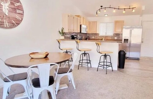 Osage Beach Condo | ☆WATERFRONT CONDO☆ Sleeps 5 + 2 pools + FREE Boat Slip + Child Friendly!