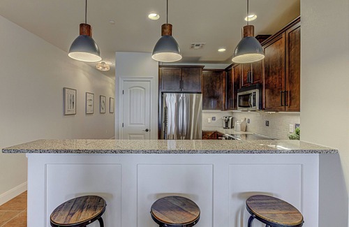 Horseshoe Bay Condo | Waterfront Condo on Lake LBJ with Pool & Views!