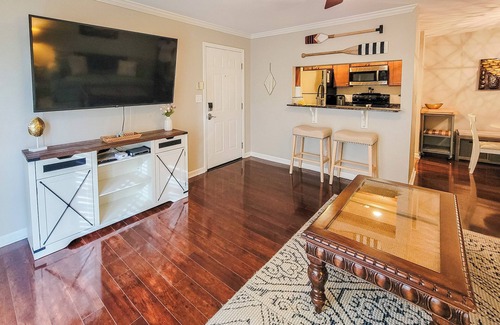 Gulf Park Estates Condo | Waterfront condo at Harbor Landing G02 - Relax in BEAUTIFUL Ocean Springs