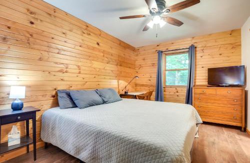 Manitowish Waters House | Waterfront Cottage with Dock on Papoose Lake!