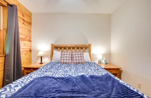 Manitowish Waters House | Waterfront Cottage with Dock on Papoose Lake!