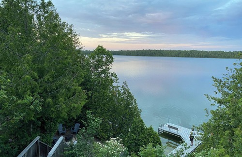 Tobermory Cottage | Waterfront cottage with a view! Kayaks included