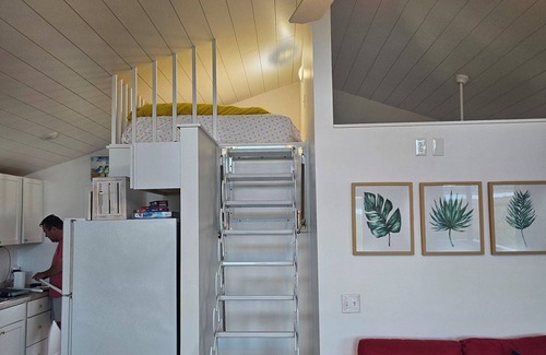 Barryton Cottage | Waterfront Cozy Cottage