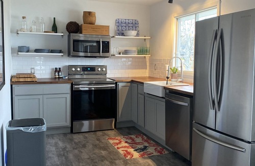 Baddeck House | Waterfront Custom Home on Brasdor Lake