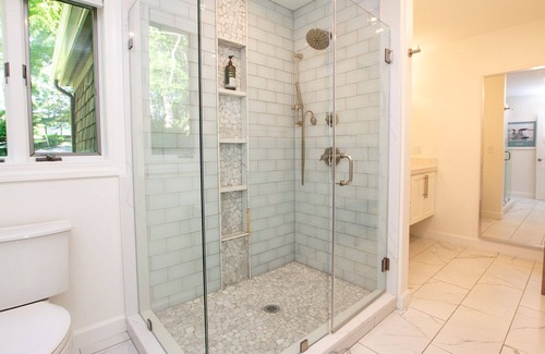 Poplar Ridge Cottage | Waterfront Finger Lakes Home with Hot Tub + Close to Wineries!
