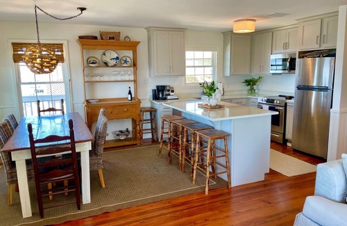 Royal Lagoons House | Waterfront for swimming, fishin, w/kayaks, ping pong, dock, & memorable SUNSETS!