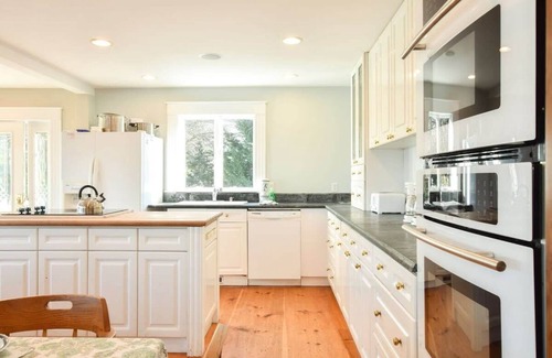 Orleans House | Waterfront Fun at this Huge Family Estate!