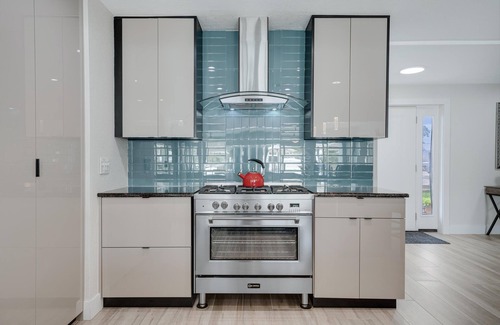 Lochmoor Waterway Estates House | Waterfront, Heated Pool, Hot Tub-Villa Treasure Cove-Roelens Vacations