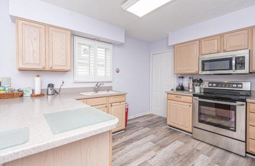 West Ocean City House | Waterfront Home with OC Skyline Views