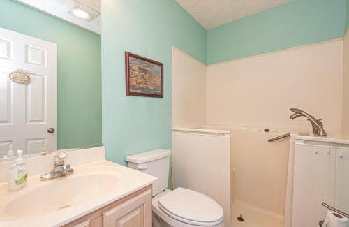 West Ocean City House | Waterfront Home with OC Skyline Views