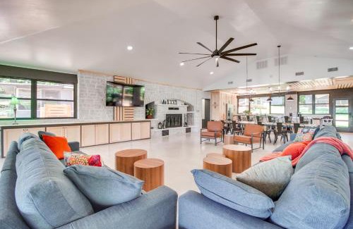 Grove House | Waterfront Hot Tub - Luxe Home on Grand Lake!