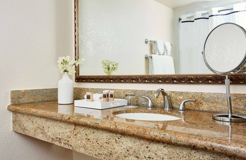 Jack London District Hotel | Waterfront Hotel, part of JdV by Hyatt