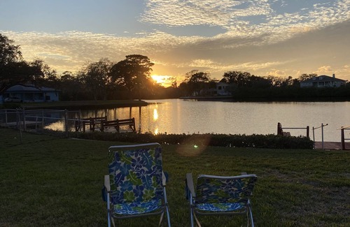 Grand View Park House | Waterfront House sleeps 6