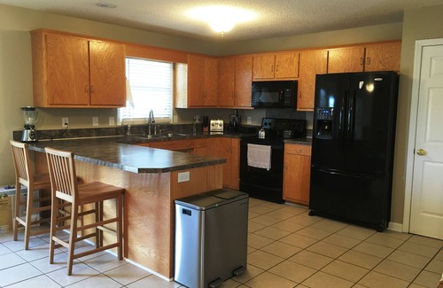 Sherrills Ford House | Waterfront House on Quiet Cove with kayaks, canoe, paddleboard, game room & more