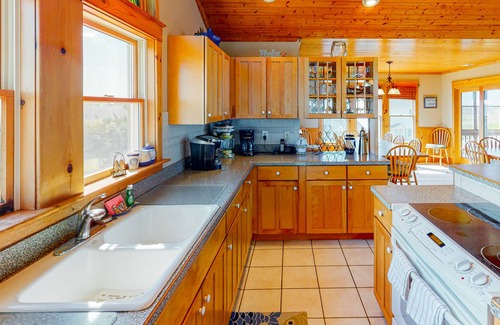 Frisco House | Waterfront House w/Private Hot Tub - Ocean Views, WiFi, AC, Gas Fireplace, W/D