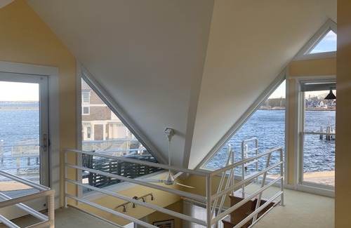 Watch Hill Historic District House | Waterfront in the heart of Watch Hill