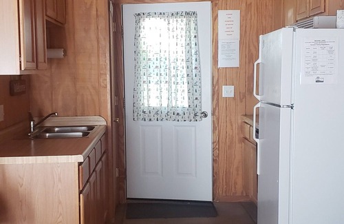 Hayward Cabin | Waterfront Lake Cabin