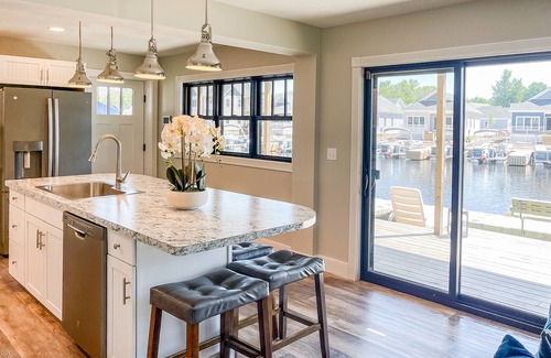 Sylvan Beach House | Waterfront Lake House, Close to Casino, 1st Floor