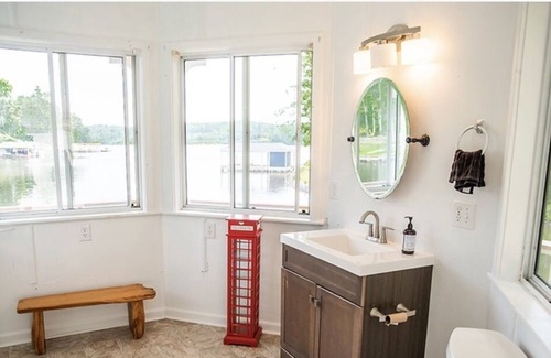 Semora House | Waterfront Lake Home with Huge Dock!