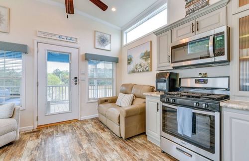 Sherrills Ford Cabin | Waterfront Lake Norman Cabin w/Screened Porch!