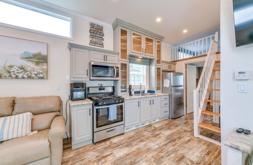 Sherrills Ford Cabin | Waterfront Lake Norman Cabin w/Screened Porch!