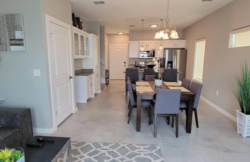 Port Isabel House | Waterfront Luxury Bungalow * Fisherman's Retreat