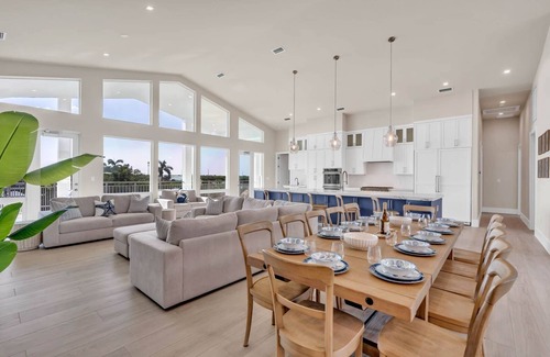 Marathon House | Waterfront Luxury: Pool, Deep-Water Dock & More!