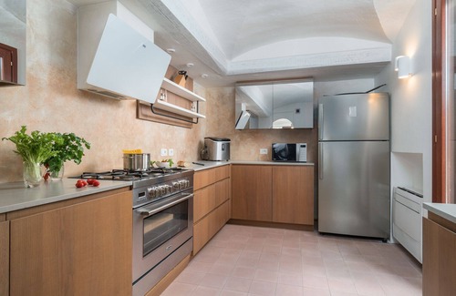 San Teodoro Villa | Waterfront mediterranean style villa with stunning sea views