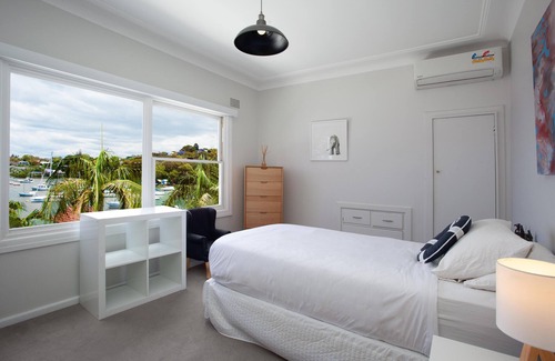 Northwood House | Waterfront Northwood (IH) - Stunning waterfront home with jetty, 5 bedrooms and an outdoor area perfect for entertaining.