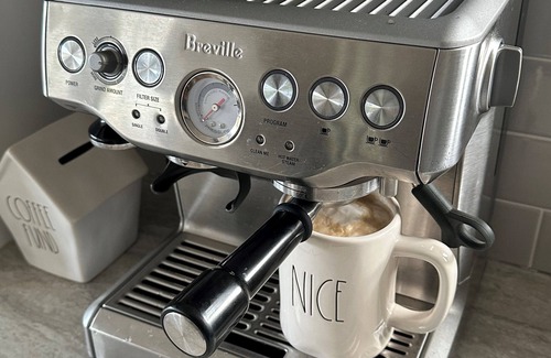 Rexton House | Waterfront | Organized | Clean | Well Stocked