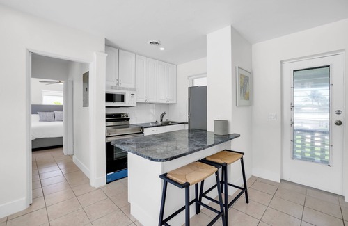 Palm Beach Shores Condo | Waterfront Oasis Palm Beach Shores #7