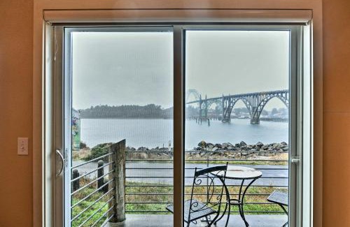 Newport House | Waterfront Oregon Abode with Balcony and Ocean Views!