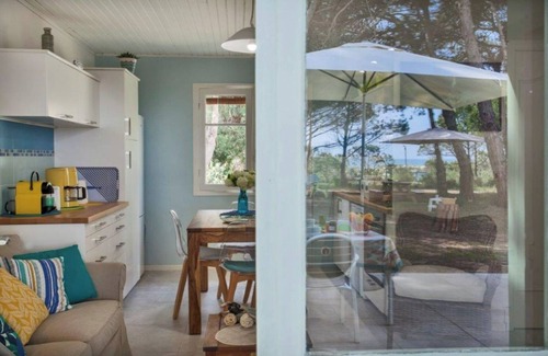 Sorbo-Ocagnano Villa | Waterfront paradise in the air-conditioned 3 épis San Petrone B&B