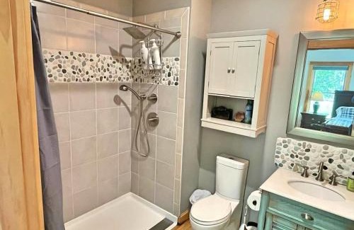 Freeport Apartment | Waterfront Private Apartment, 5 minutes from LLBean!