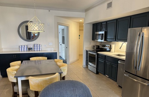 Key West Resort | Waterfront Resort, Private Beach, Boat Docks, Sleeps 6, Pool, Hot Tub, Hyatt