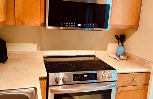 St. Petersburg Condo | Waterfront Resort Style Condo