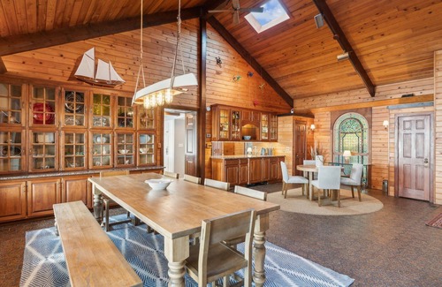 Fredericksburg House | Waterfront Retreat with Pool, Dock & Creek Views