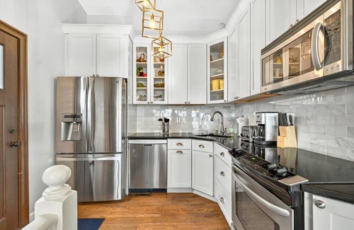 Malta House | Waterfront Saratoga Lake House