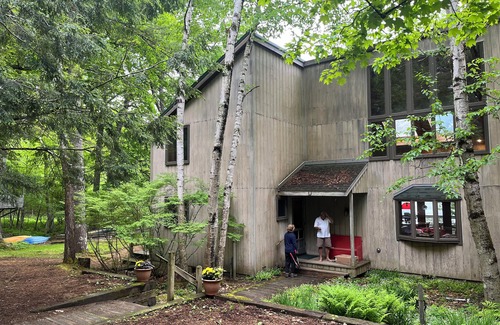 Moultonborough House | Waterfront Squam home, 7 BR/5 Bath, Dock, Pickleball, Tennis, Kayaks, Mtn Views