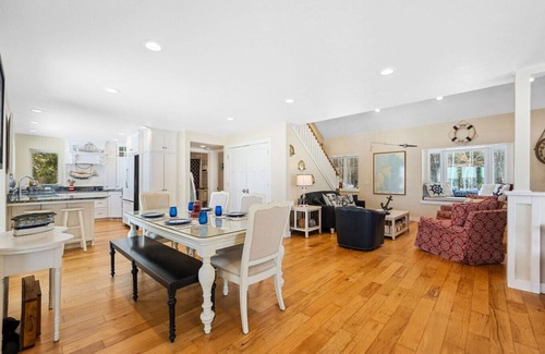 Sister Bay Apartment | Waterfront Vacation Rental in Sister Bay